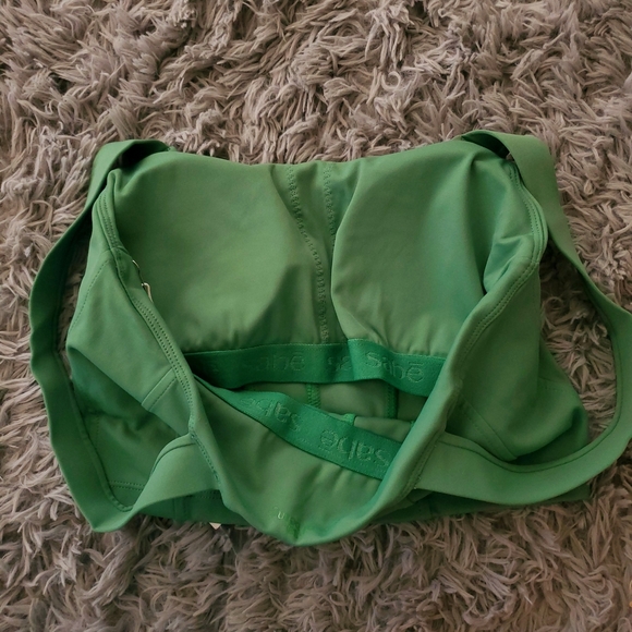 Sabē Green Crop Top - Picture 3 of 4